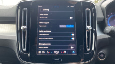 Volvo XC40 2.0 B4P Plus Dark 5dr Auto Petrol Estate